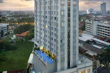 فندق Swiss Belinn Tunjungan Surabaya
