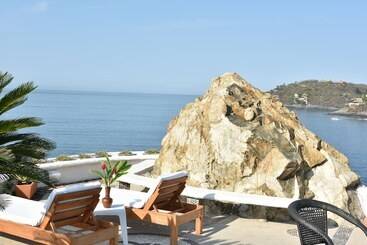 בית מלון כפרי Villa De La Roca