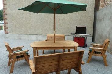 بيت Oatlands Self Catering Cottages