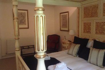 Пансион Bath Lodge Castle