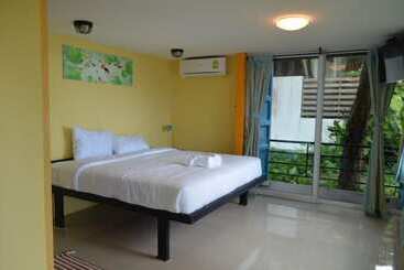 אתר נופש Think & Retro Cafe Lipa Noi Samui