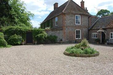 مبيت وإفطار Grange Farm