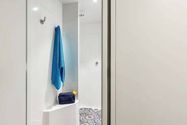 Отель F1 Toulon Est La Valette