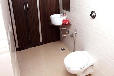 هتل Oyo Rooms Railway Station Raipur