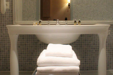 בית מלון כפרי Relais Hôtelier Douce France