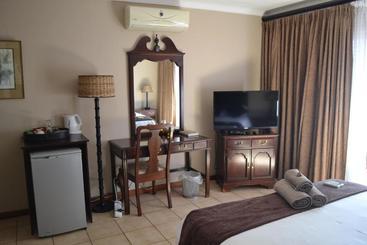 پانسیون Edelweiss Corporate Guesthouse