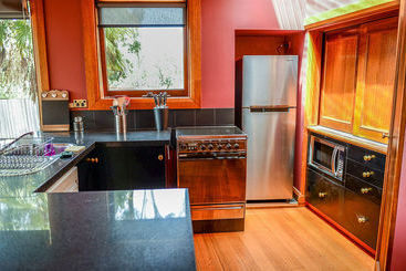 بيت Bridge View Retreat