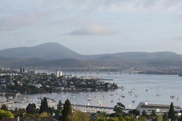 آپارتمانهای توریستها Studioat10