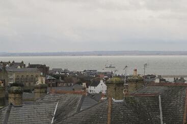 住宿加早餐  Endeavour House