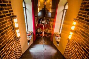 Отель Le Magic Hall