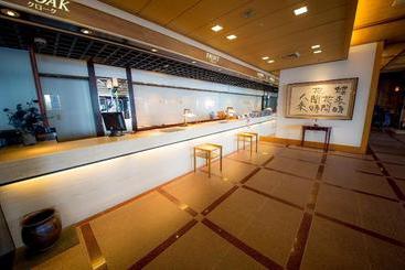 Отель Naruto Grand