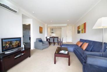 هتل Macquarie Waters Boutique Apartment