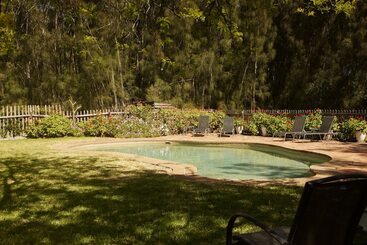 The Carriages Boutique Hotel and Vineyard