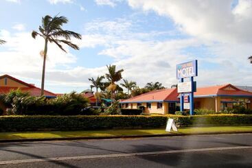 Yamba Twin Pines Motel