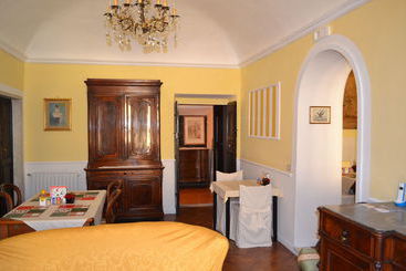 تختخواب و صبحانه Corte Palazzo Picedi Benettini