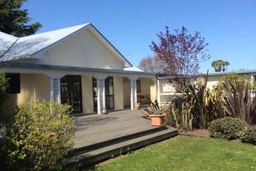 Water Lily Garden B&b