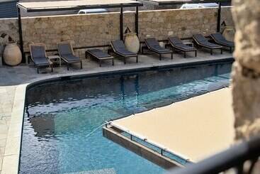 酒店 Hôtel Casa Rossa & Spa