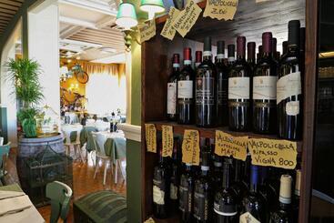 בית מלון כפרי Maximilian