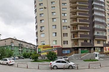 בית מלון כפרי Maxrooms Global Sky