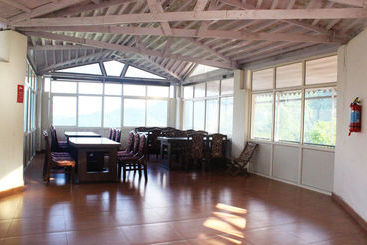 בית מלון כפרי Oyo Rooms Kempty Falls Mussoorie