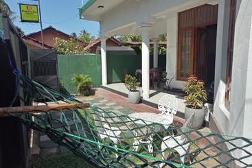 فندق Romaya Inn Negombo