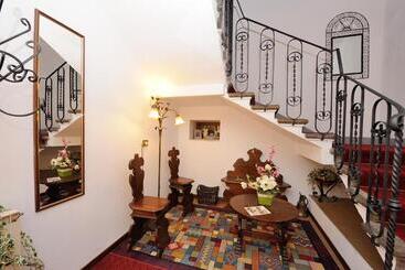 هتل San Sebastiano