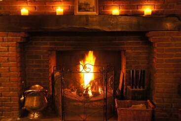 Отель The Fairfax Arms