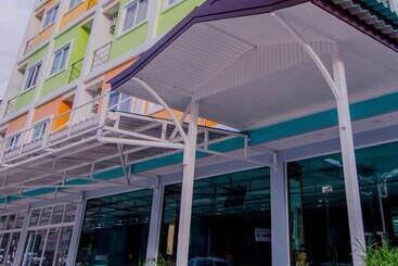 Phaithong Sotel Resort