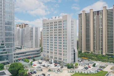 Ji Hotel Nantong East Bus Station