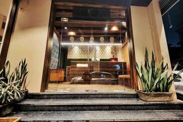 בית מלון כפרי 21 Chandigarh