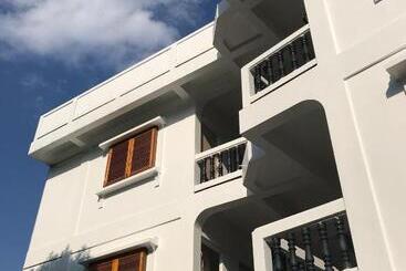 فندق صغير Chiangmai Inn Guesthouse