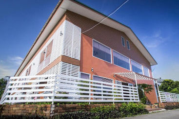 Hotel Golden Nakara Place