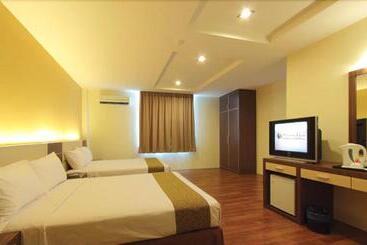 בית מלון כפרי Seasons View