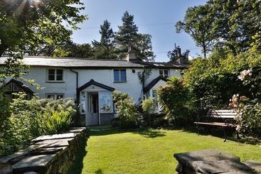 房子  Mill Dam Cottage