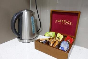 Ratsun Nadi Airport Apartment