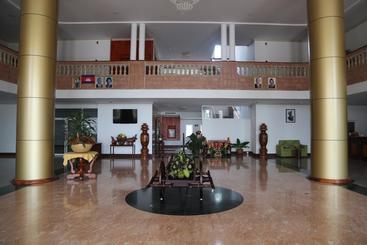 هتل Angkor Davann