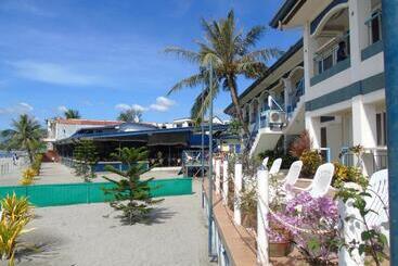 Blue Rock Beach Resort