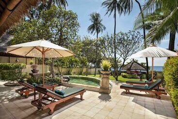 בית מלון כפרי Alam Anda Ocean Front Resort & Spa Chse Certified