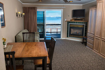هتل Beachcomber Inn