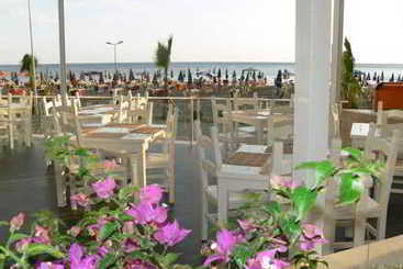 هتل Ermiri Palace