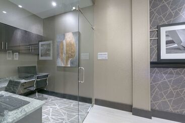 فندق Hampton Inn & Suites Worcester