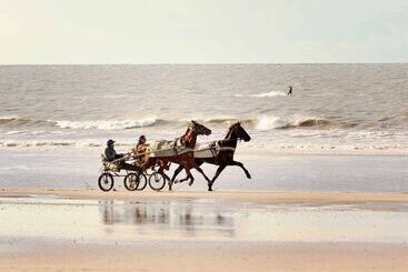 ホテル Ibis Budget Deauville