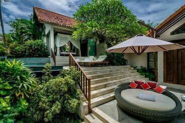 Отель Mantra Nature Retreat