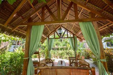 Hotelli Secret Garden Resort