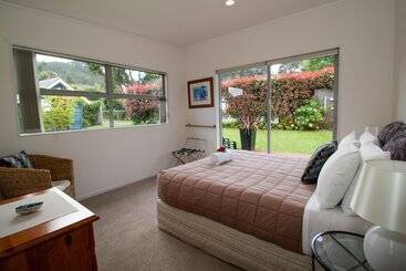 פנסיון Waimarie Villa