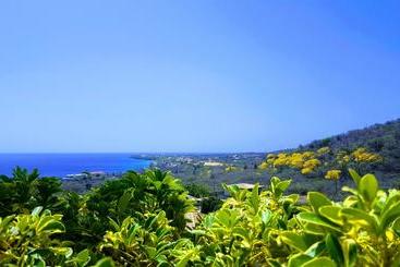 Punta West Bed & Breakfast