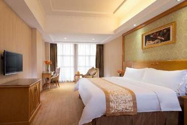 Vienna Hotel Guangzhou Panyu Qiaonan Branch