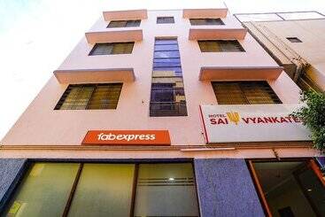 בית מלון כפרי Fabexpress Sai Vyankatesh