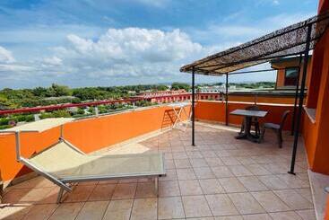 Regina Beach Holiday Apartments