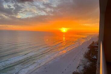 מלון דירות Soul Happy Majestic Beach